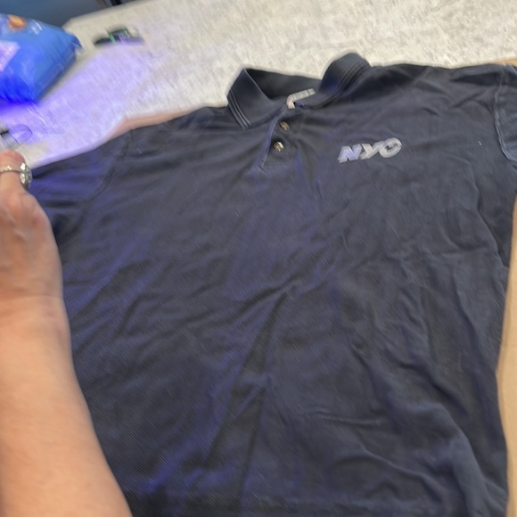 Disney NYC XL well worn - Picture 2 of 4